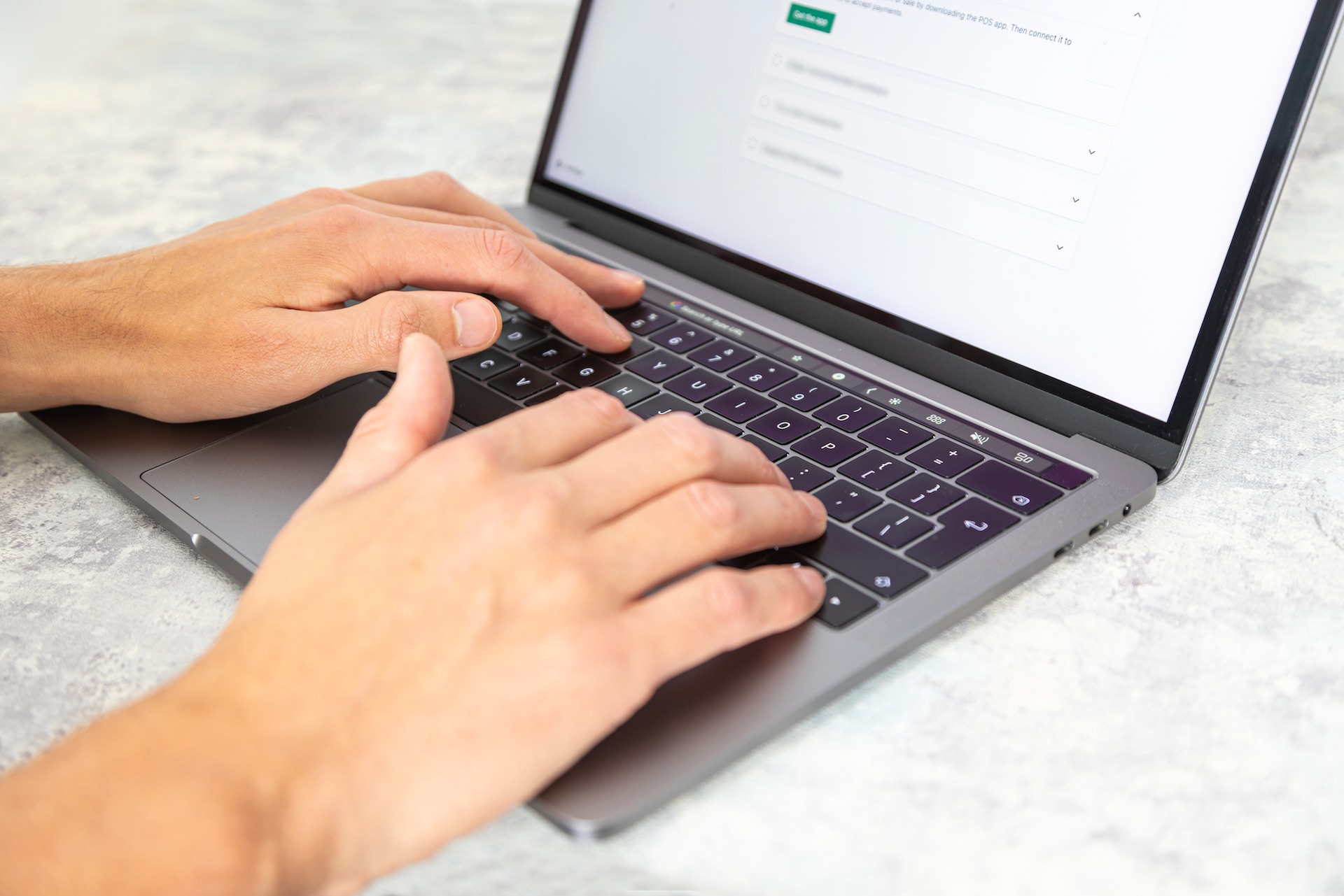 You are currently viewing The Art of Persuasive Copywriting: Driving Conversions with Compelling Messaging