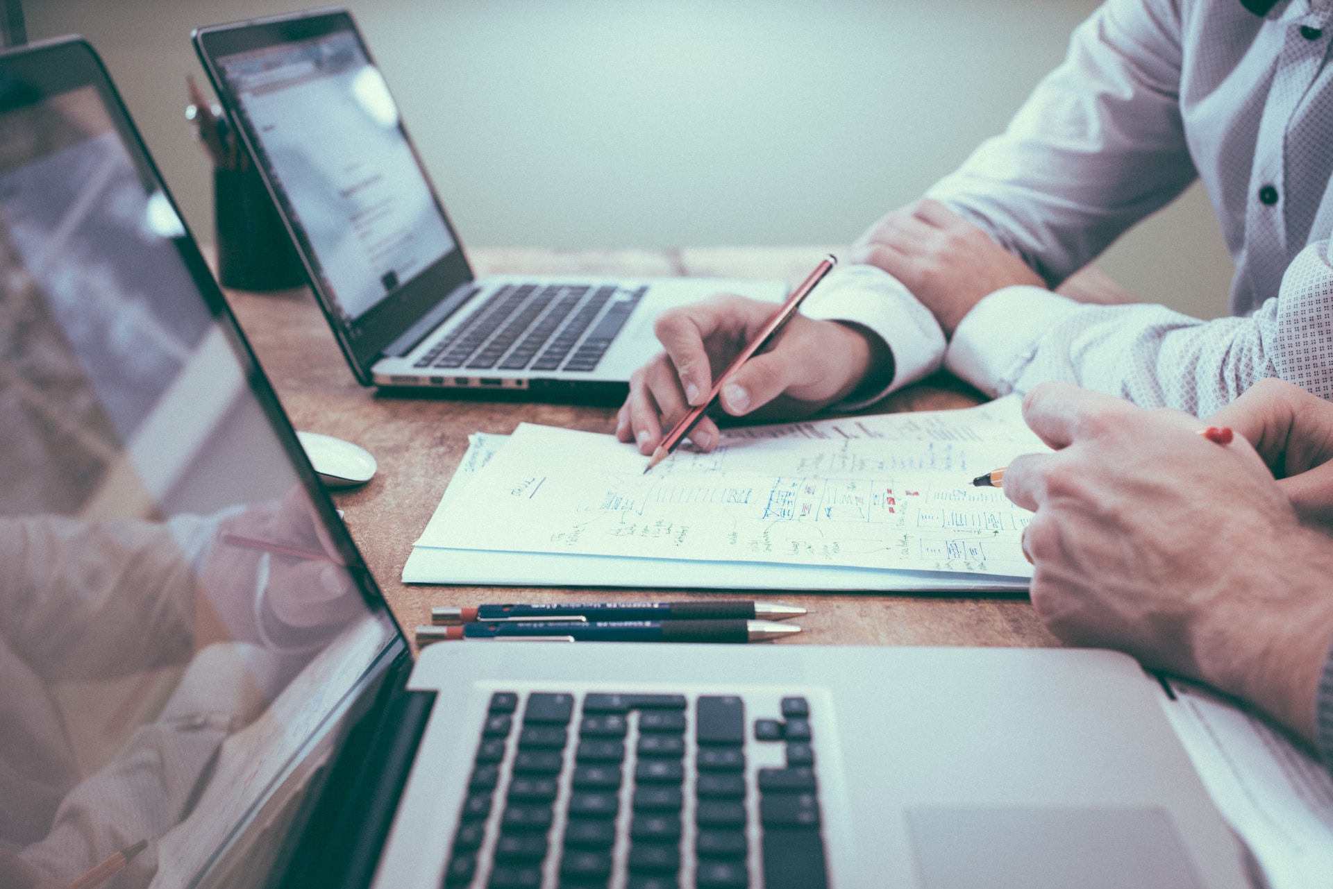 You are currently viewing The Power of Compelling Content: Engage, Educate, and Entertain Your Audience